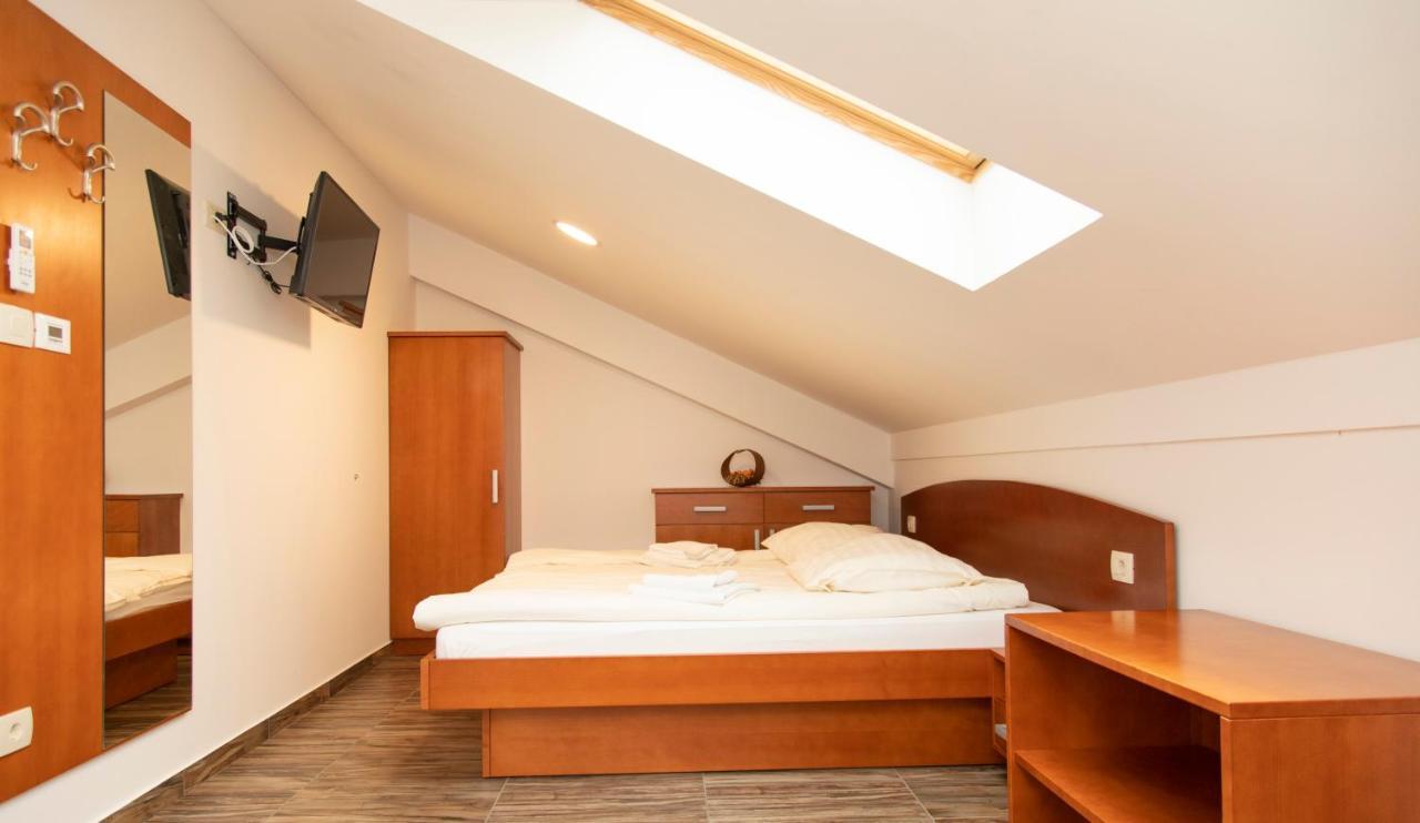 Hotel Gostinstvo Tomex Ilirska Bistrica Exteriér fotografie